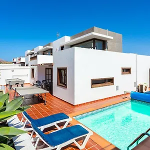 Julianne 2 Villa Puerto del Carmen (Lanzarote)
